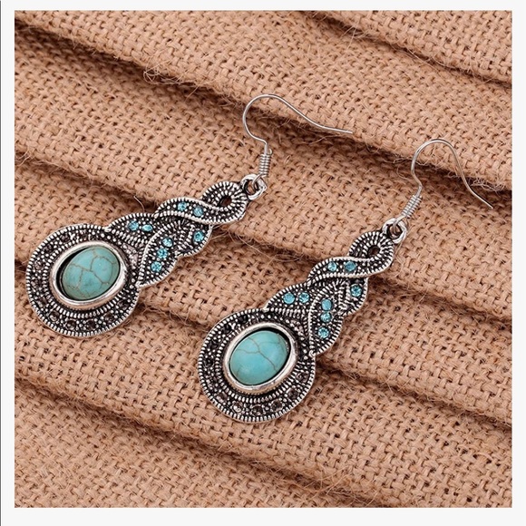 Tibetan Alloy Oval Resin Drop Dangle Earrings - Picture 5 of 5